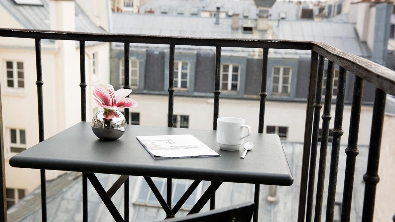 Photo of Patio Balcony in 3rd Arrondissement