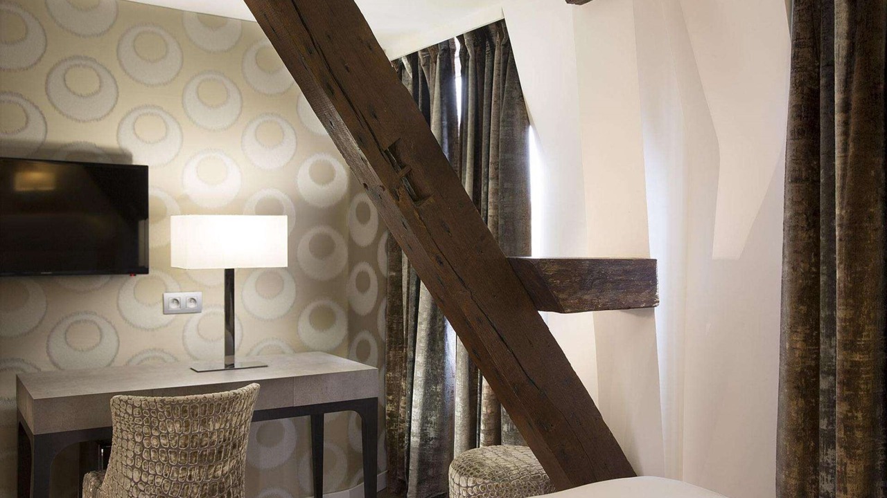 Photo of Bedroom in 3rd Arrondissement