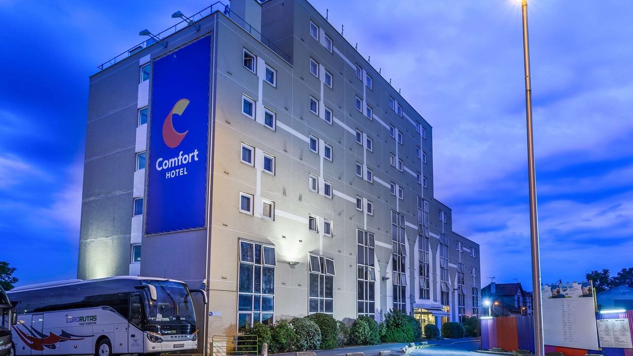 Photo of Outdoor in Louis Bertrand-Mirabeau-Semard