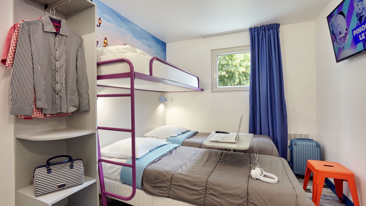 Photo of Bedroom in Les Mureaux