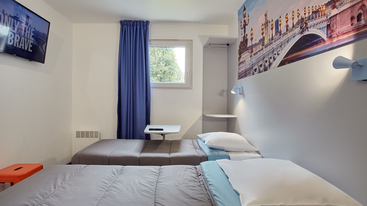 Photo of Bedroom in Les Mureaux