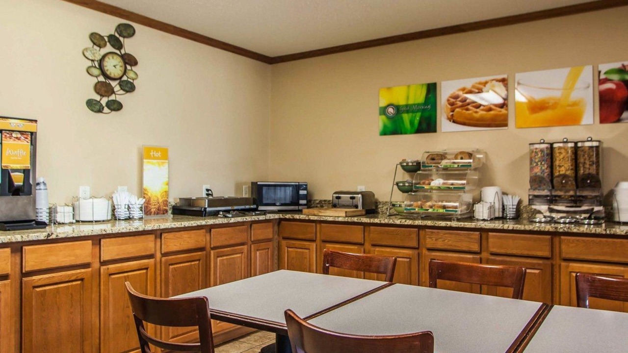 Photo of Others in Eldridge