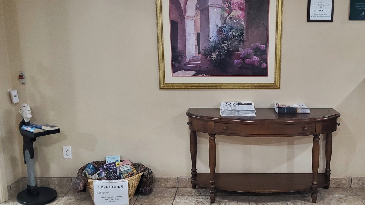 Photo of Others in Eldridge