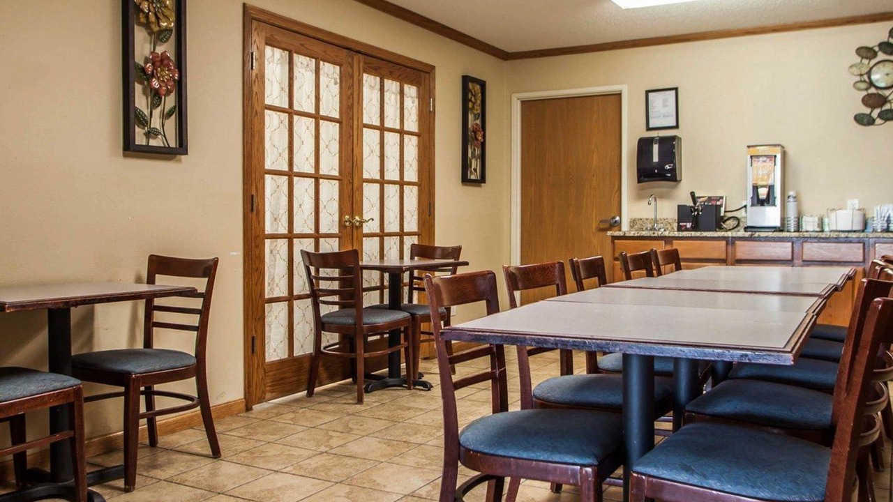 Photo of Others in Eldridge