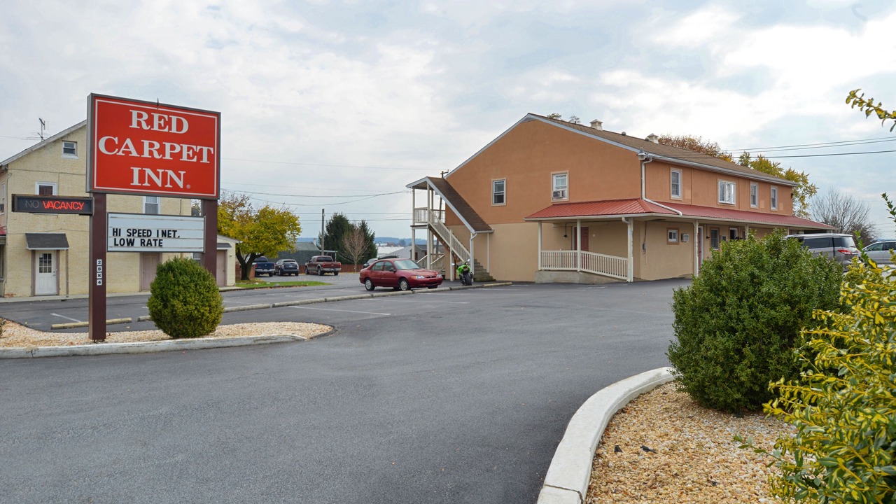 Photo of Buildings in Soudersburg