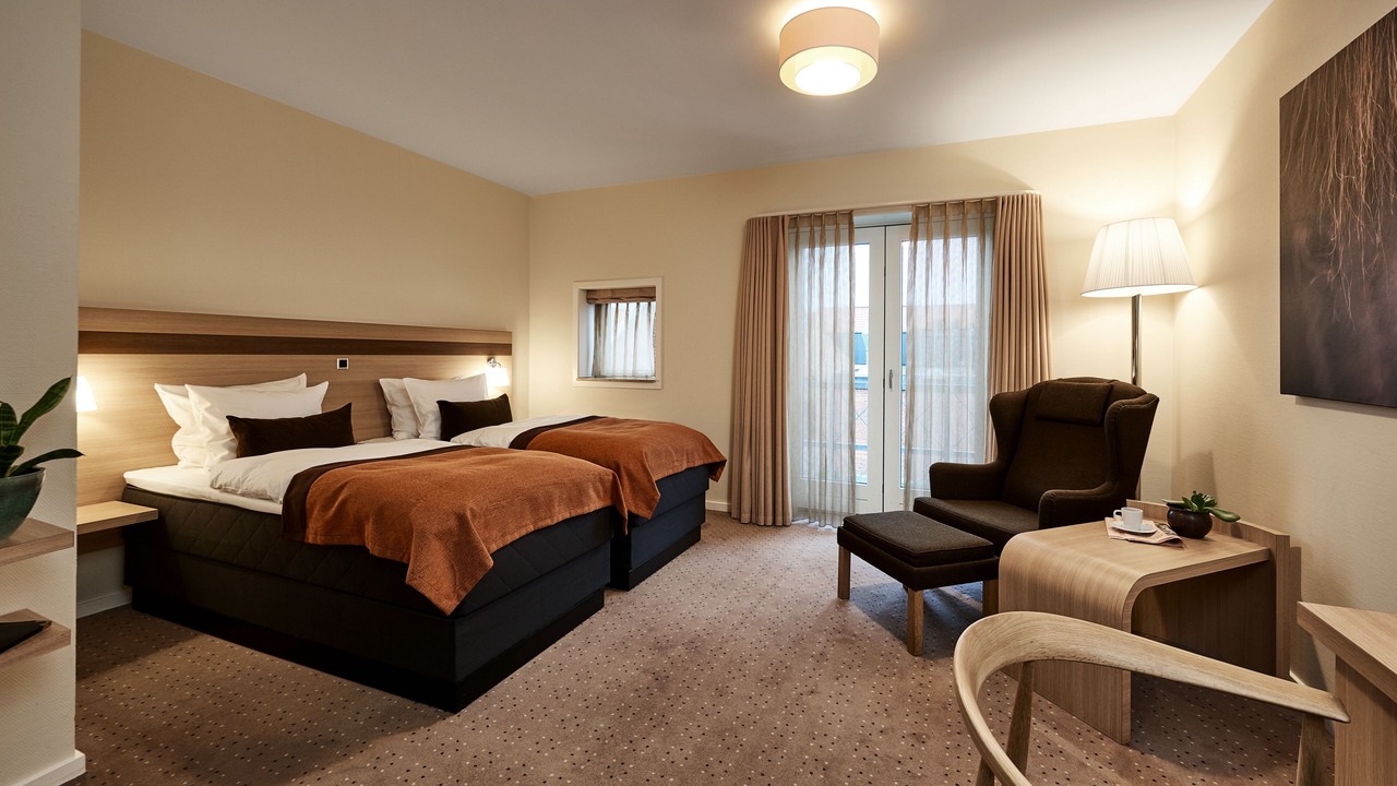 Photo of Others in Sabro