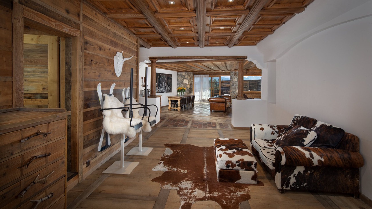 Photo of Bedroom in Lens