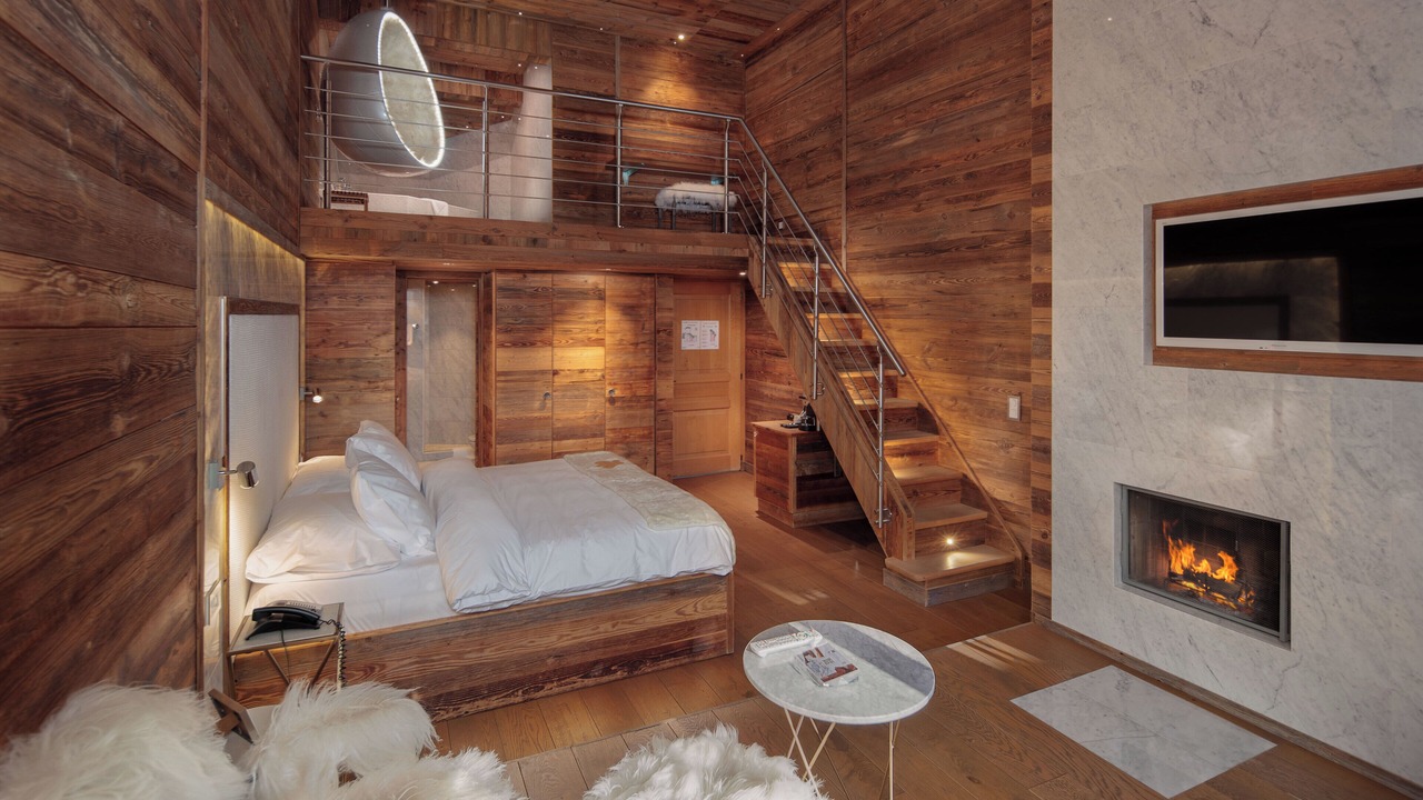 Photo of Bedroom in Lens