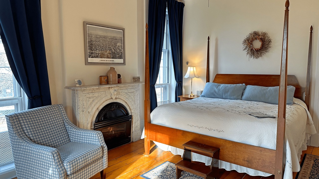 Photo of Bedroom in Smith Hill