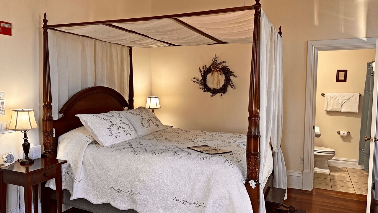 Photo of Bedroom in Smith Hill