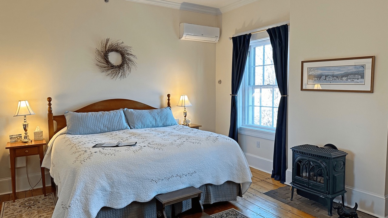 Photo of Bedroom in Smith Hill