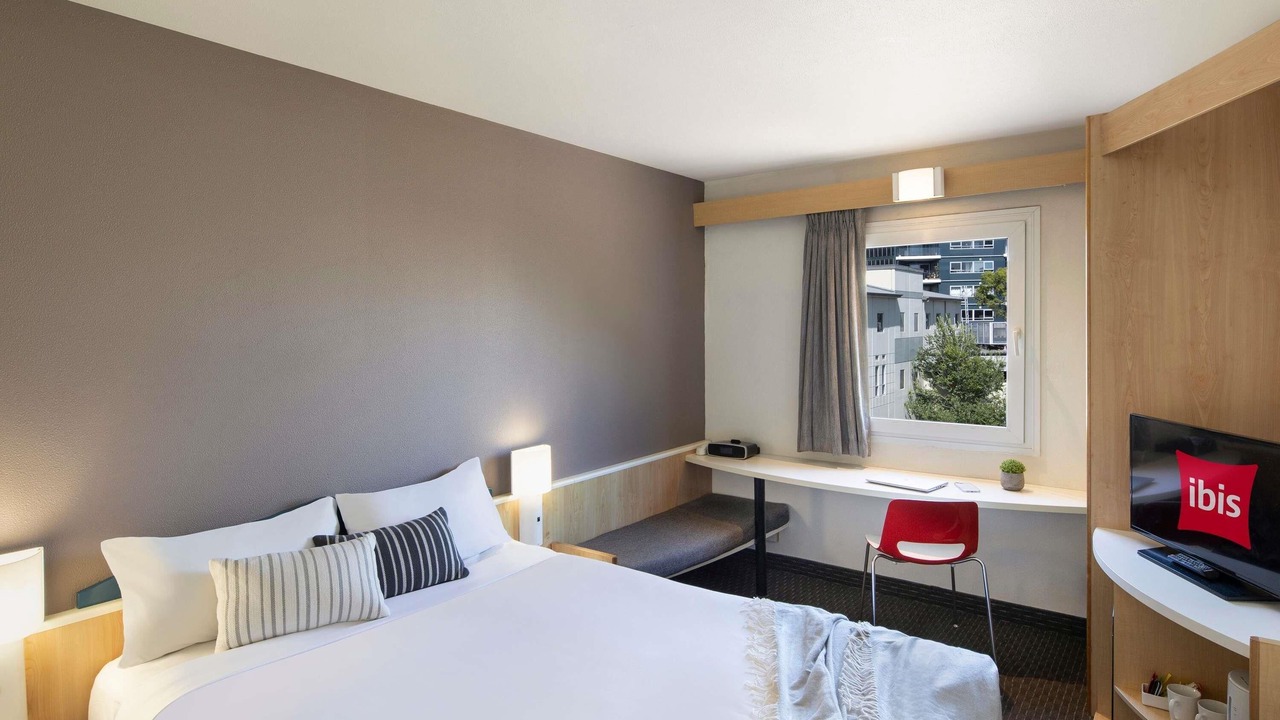 Photo of Bedroom in Thornleigh