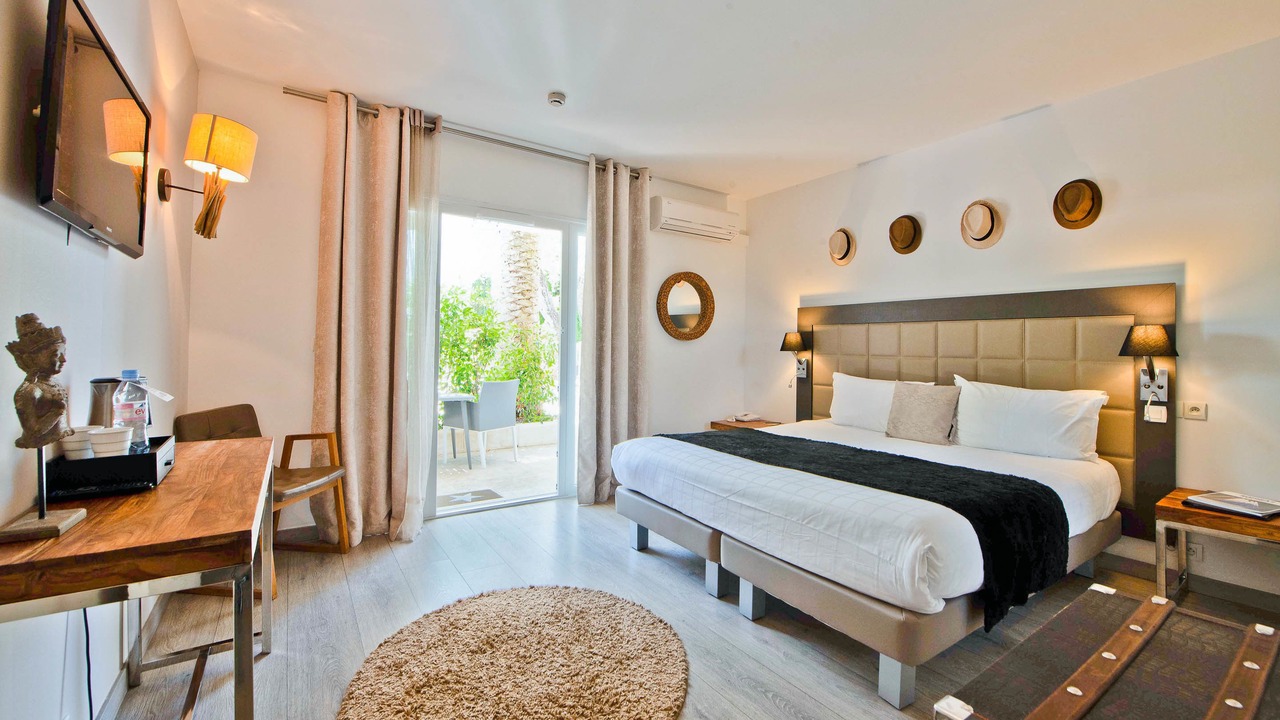 Photo of Bedroom in Cap-d'Antibes