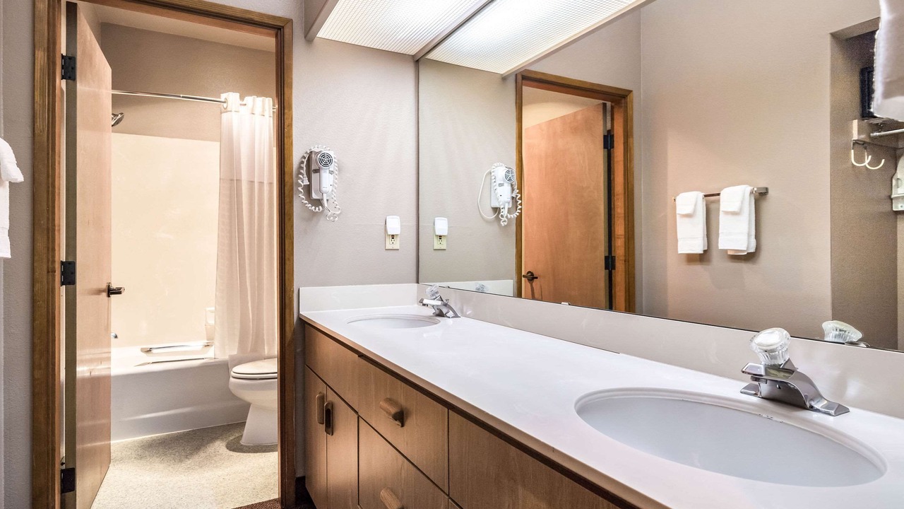 Photo of Bedroom in Bainbridge Island