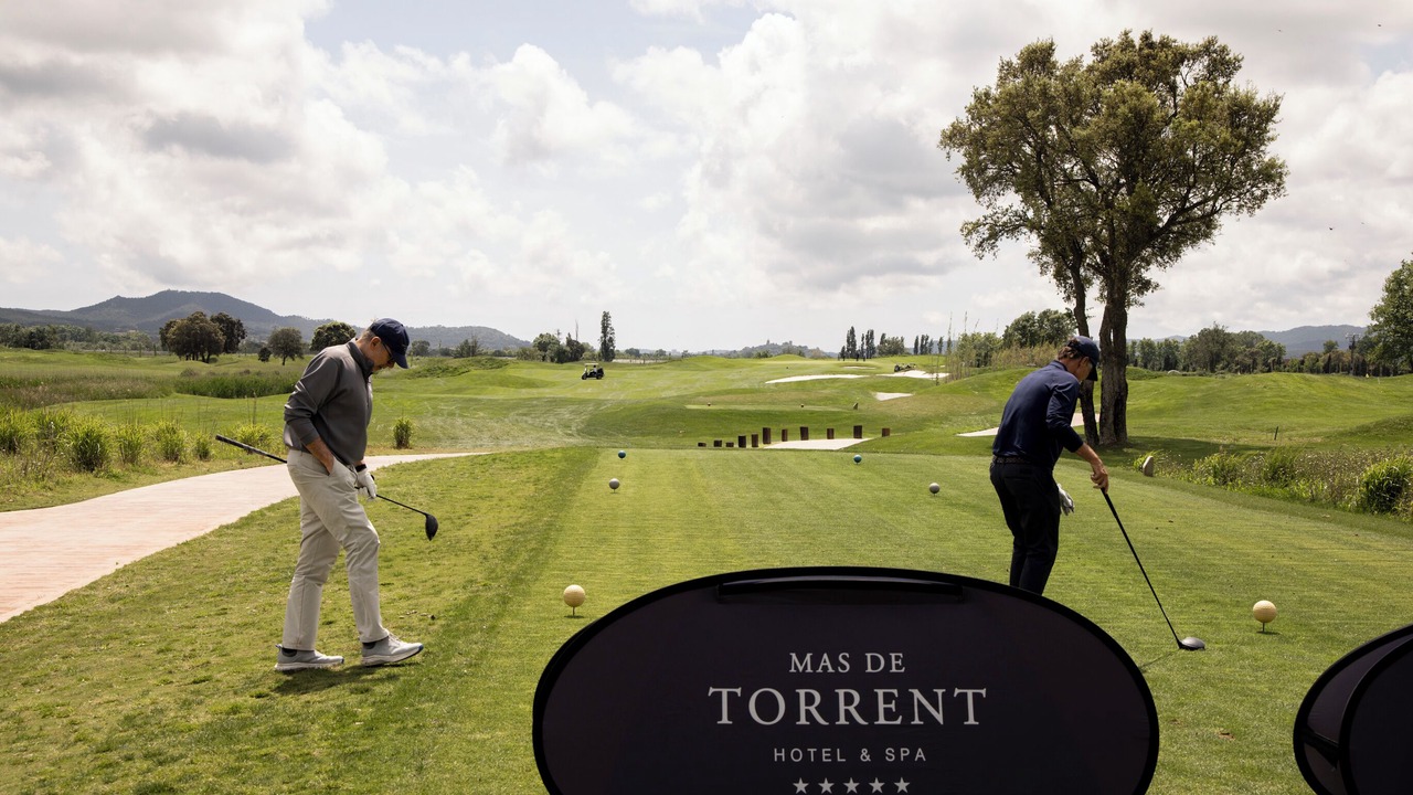 Photo of Others in Torrent