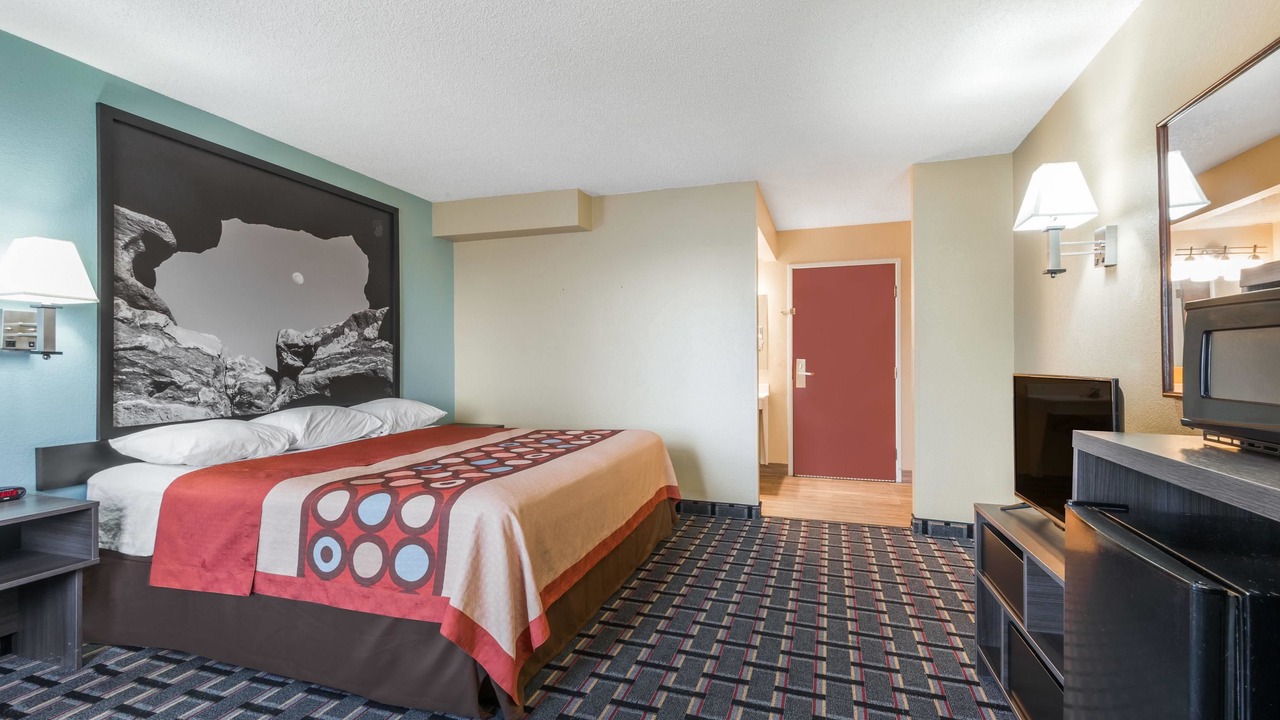 Photo of Bedroom in Dupont