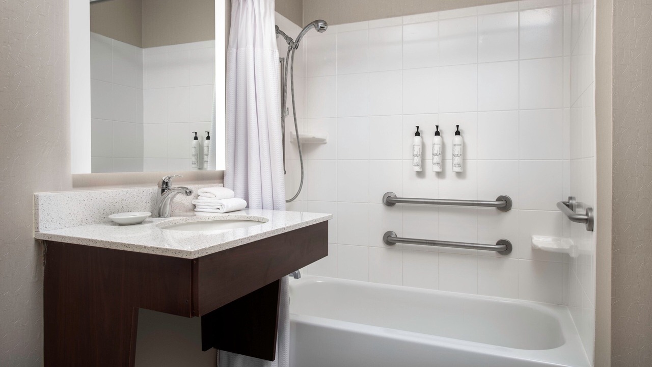 Photo of Bathroom in Addison