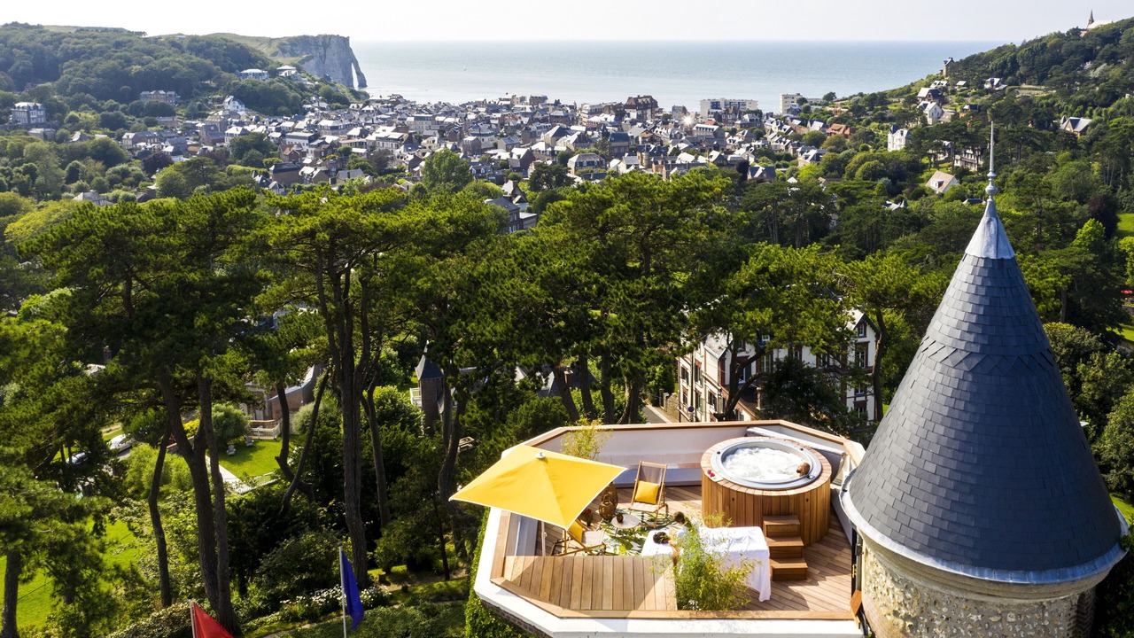 Photo of Others in Etretat