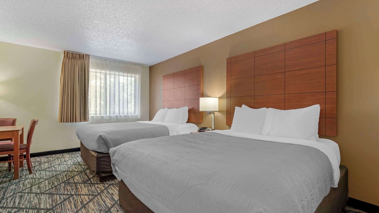 Photo of Bedroom in Indianola