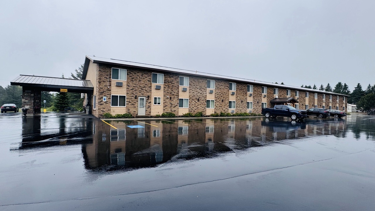 Photo of Others in Wetmore