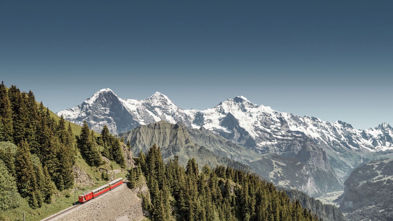 Photo of Others in Central Interlaken
