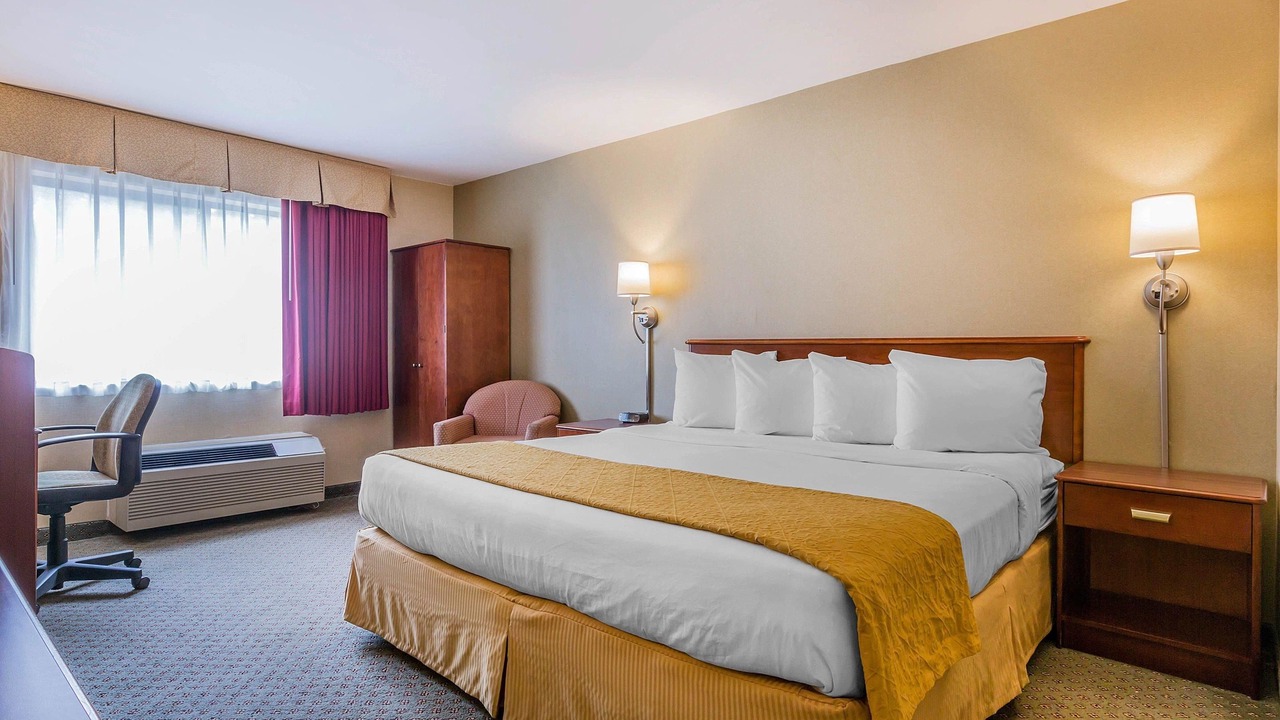 Photo of Bedroom in Hyde Park