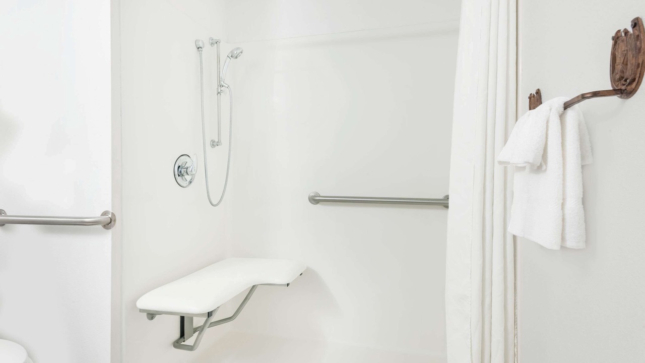 Photo of Bathroom in Powell