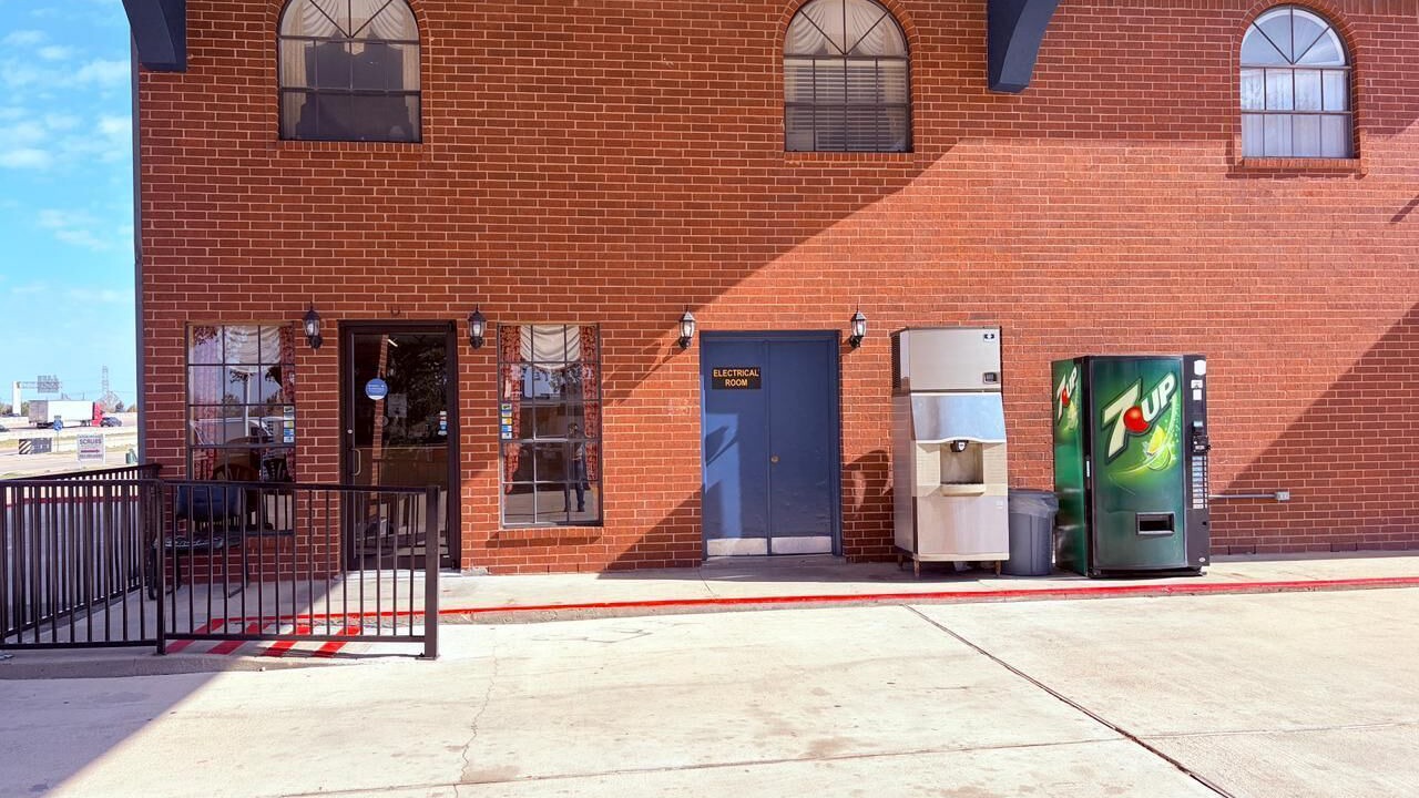 Photo of Outdoor in Barker