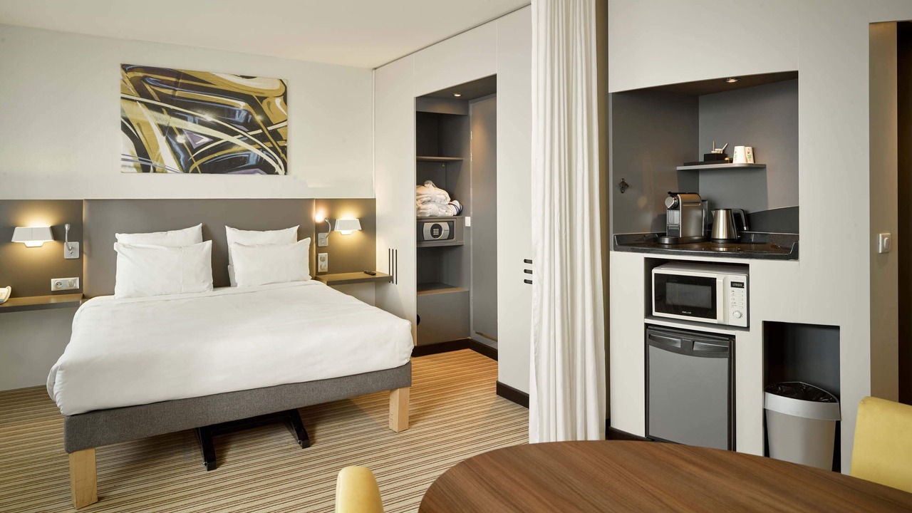 Photo of Bedroom in Velizy-Villacoublay