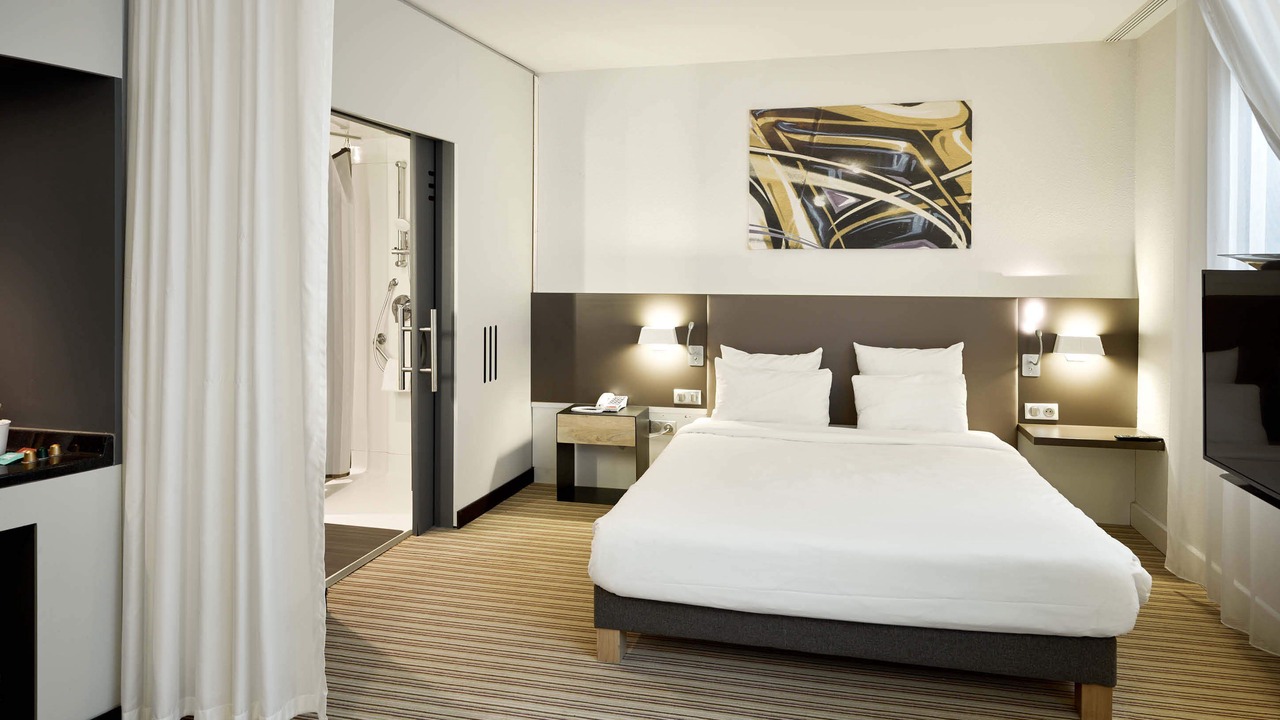 Photo of Bedroom in Velizy-Villacoublay