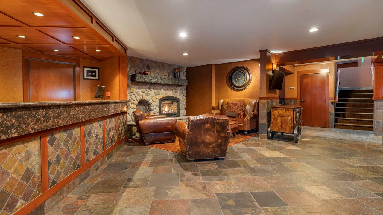 Photo of Others in Astoria