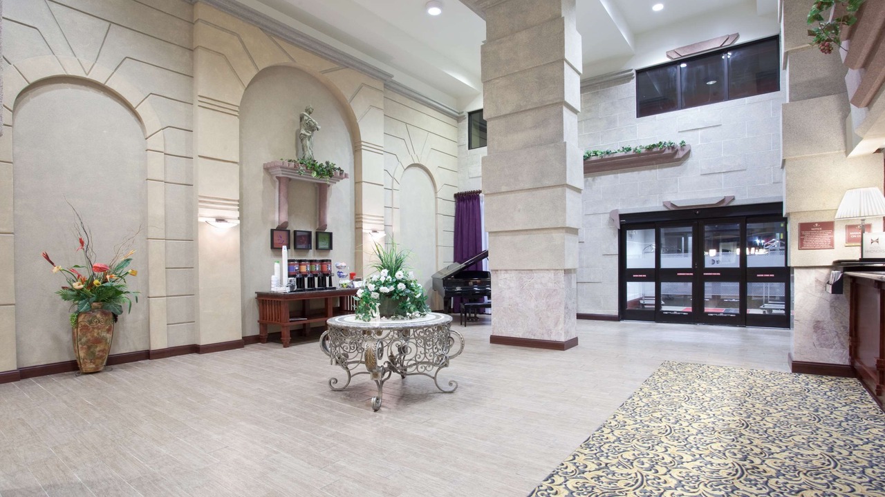 Photo of Others in Bowling Green