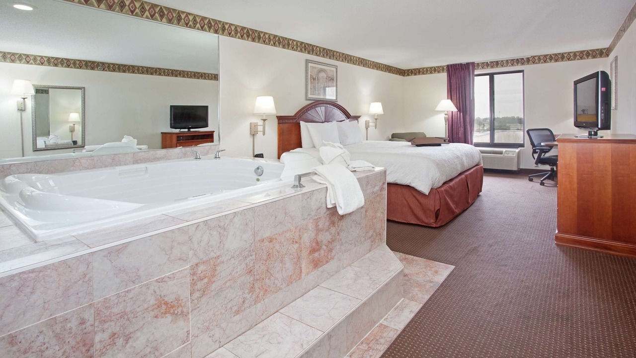 Photo of Livingroom in Bowling Green