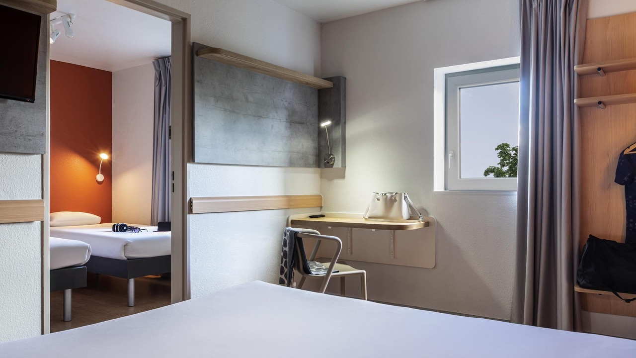 Photo of Bedroom in Grigny