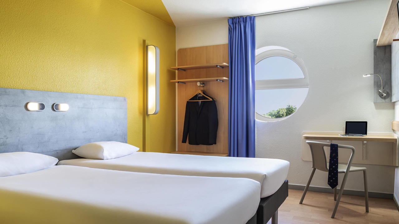 Photo of Bedroom in Grigny