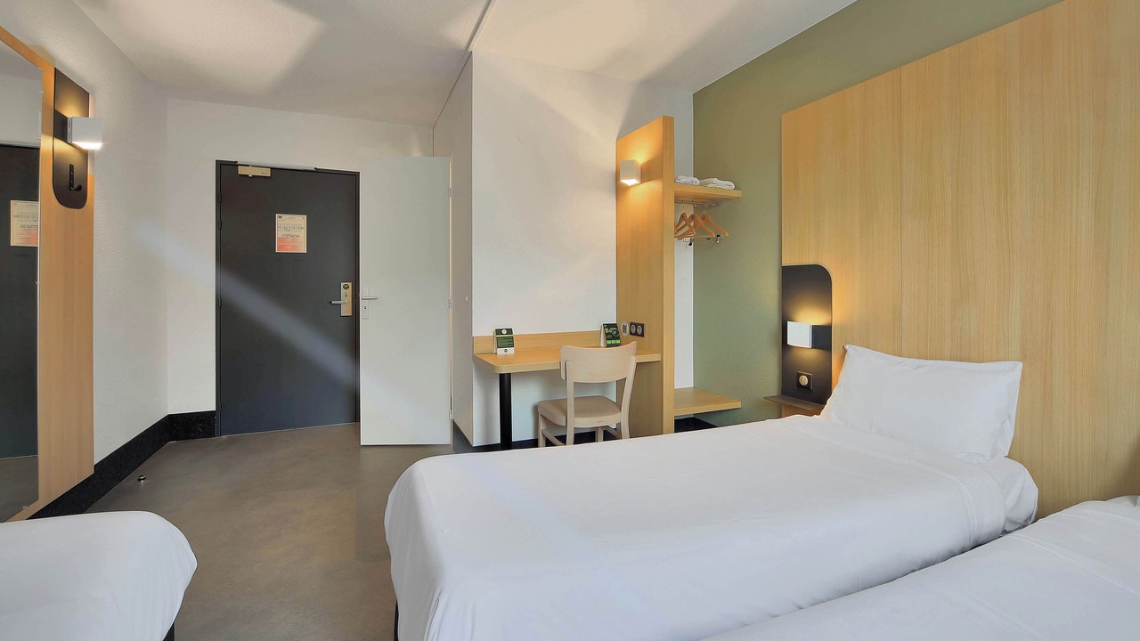 Photo of Bedroom in Friville-Escarbotin