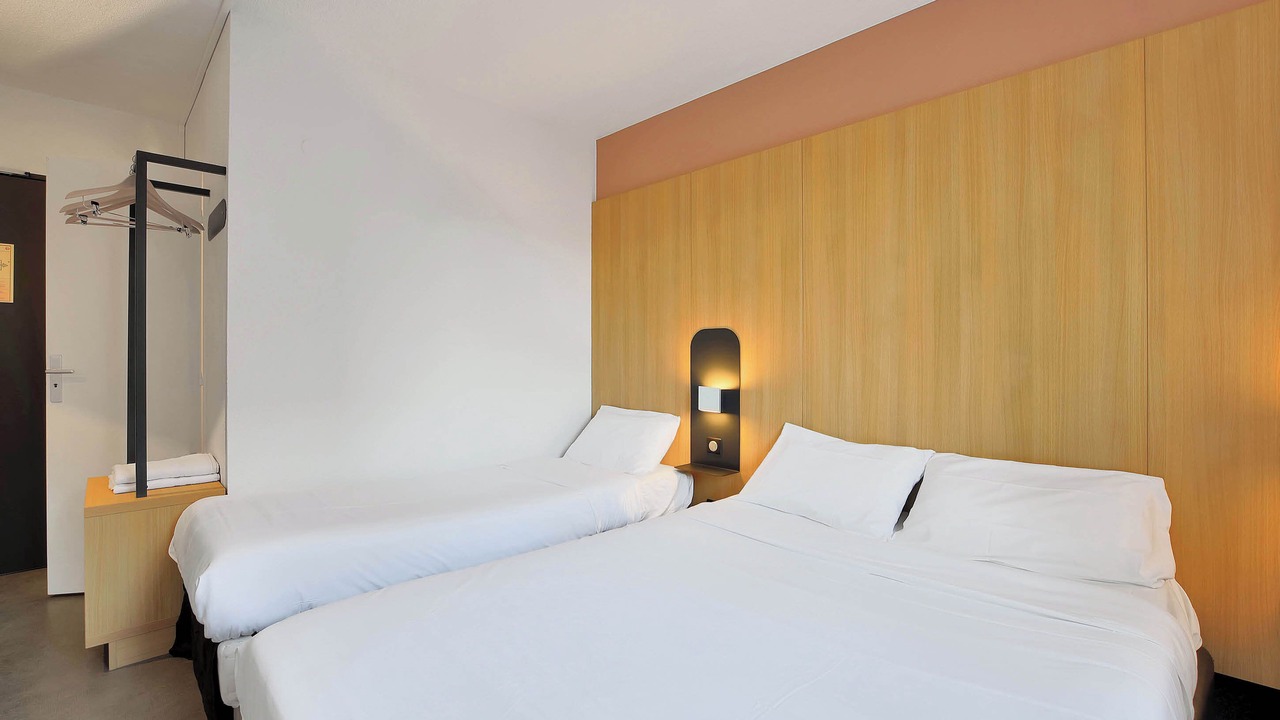Photo of Bedroom in Friville-Escarbotin