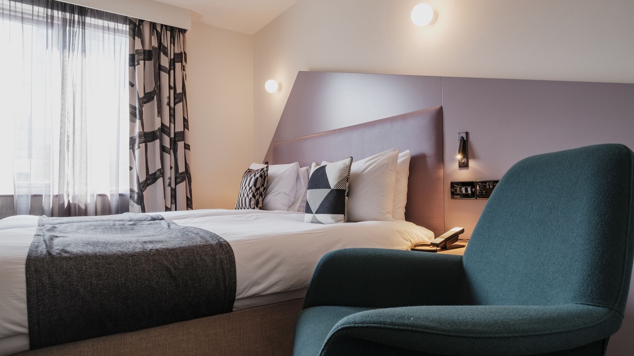 Photo of Bedroom in Hanger Hill