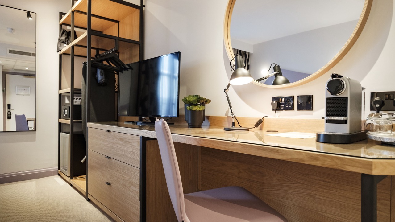 Photo of Bedroom in Hanger Hill