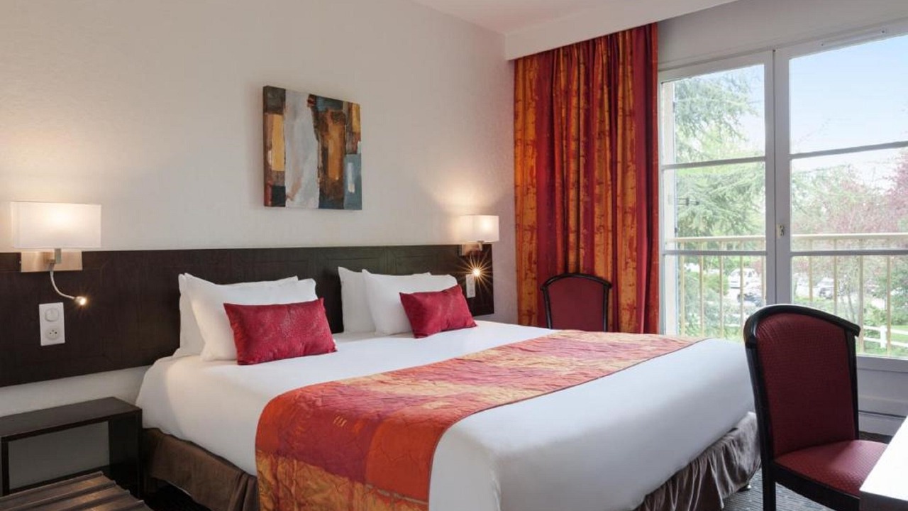 Photo of Bedroom in Saint-Martin-du-Vivier