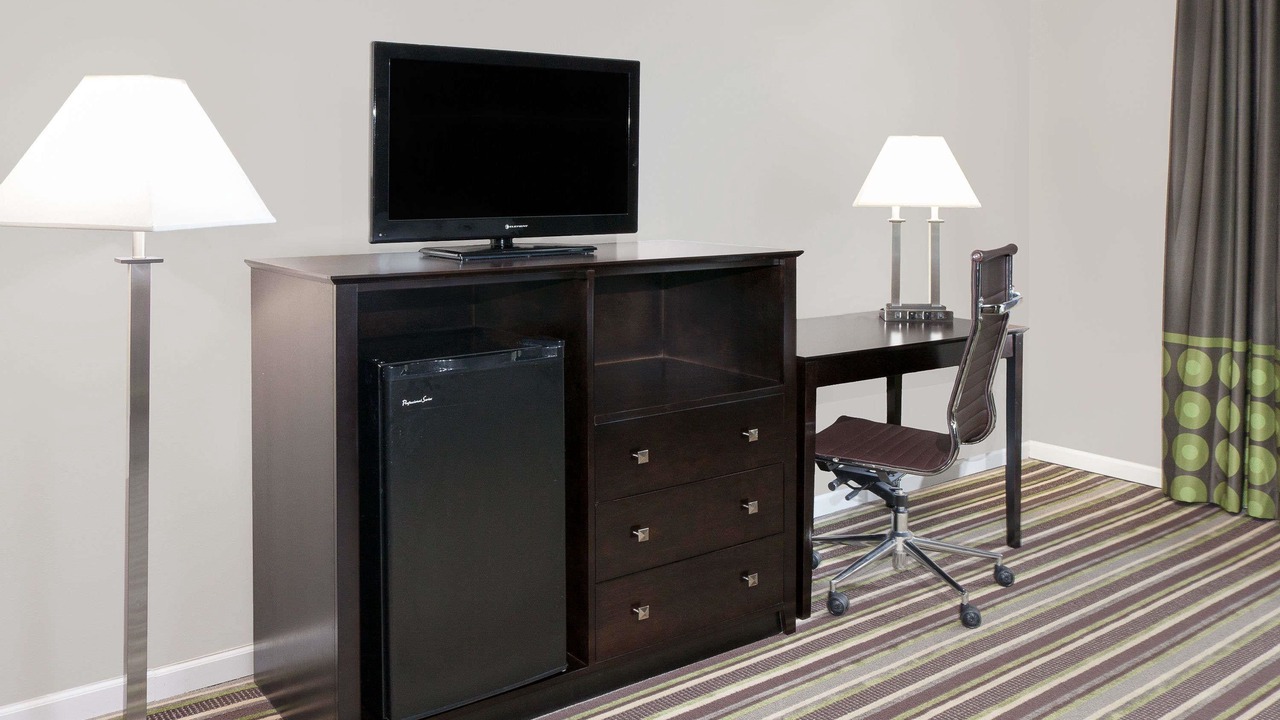 Photo of Bedroom in Morton Grove