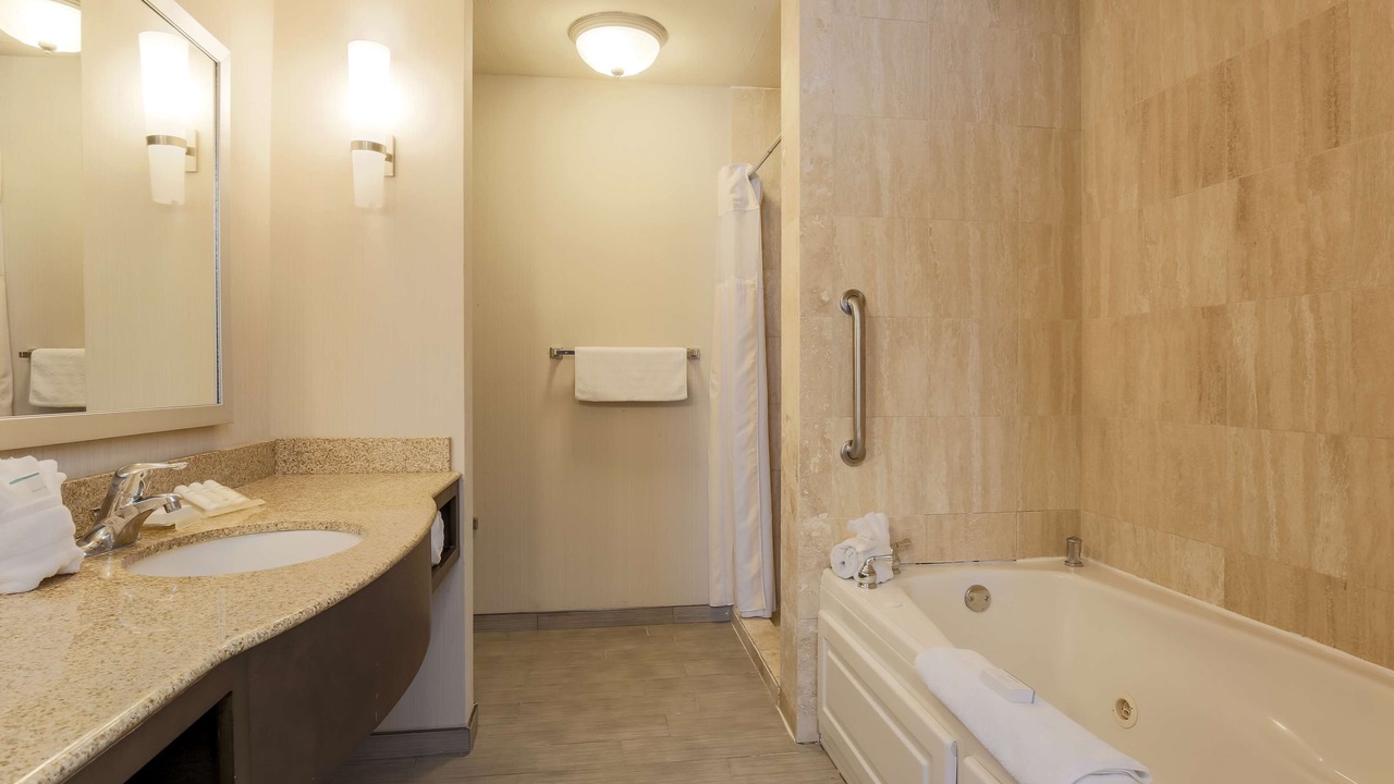 Photo of Bathroom in Nanuet