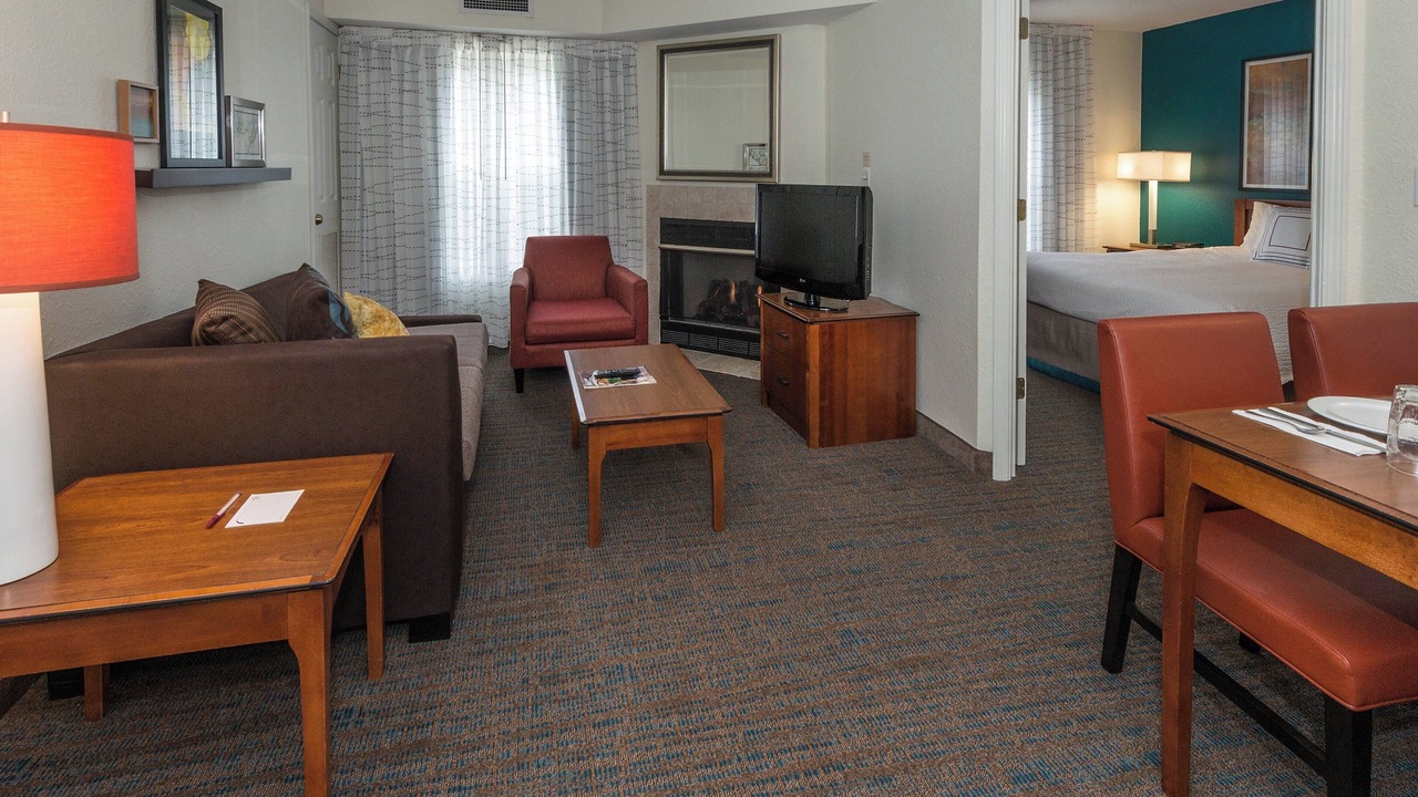 Photo of Livingroom in Fortson