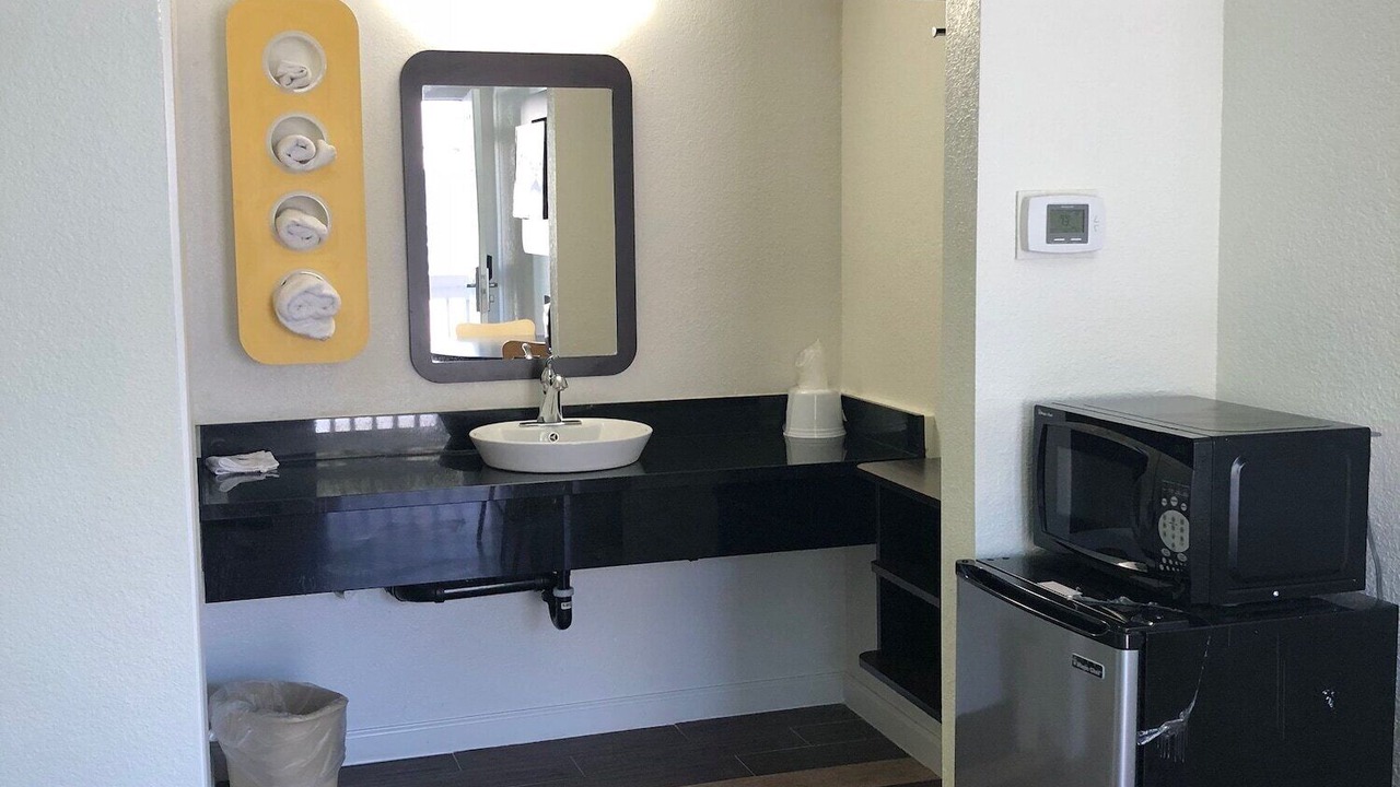Photo of Bathroom in Barstow