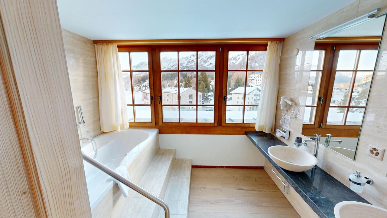Photo of Bathroom in Maloja