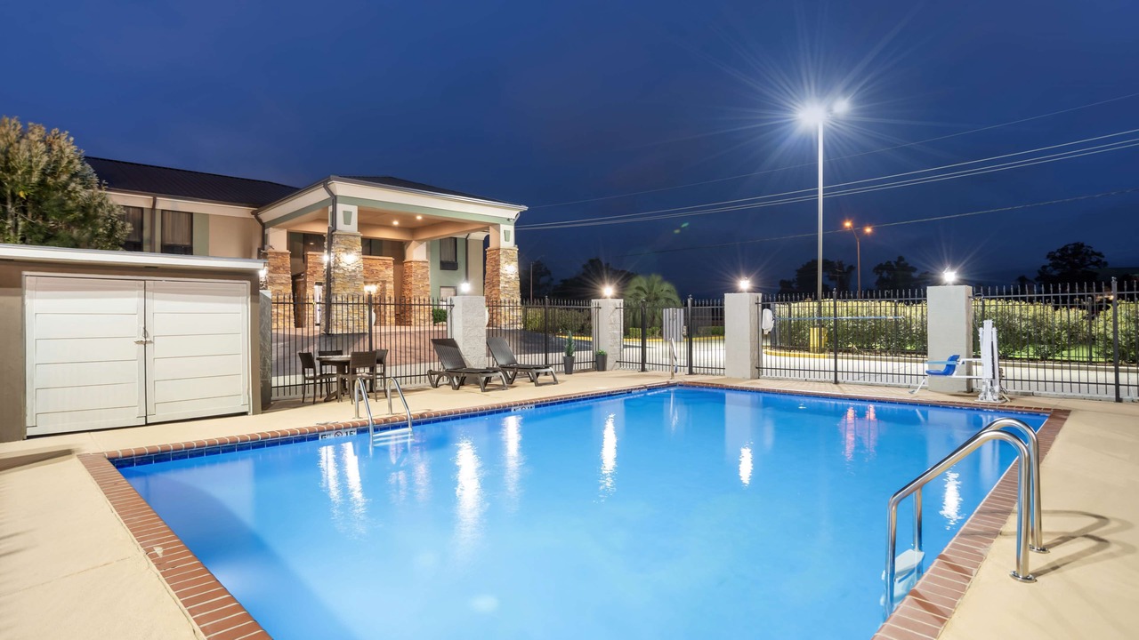 Photo of Outdoor in Bridge City