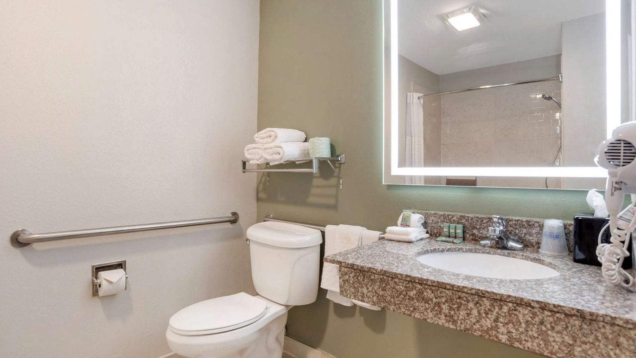 Photo of Bathroom in Bridge City