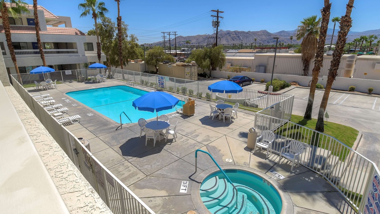 Photo of Outdoor in Warm Sands