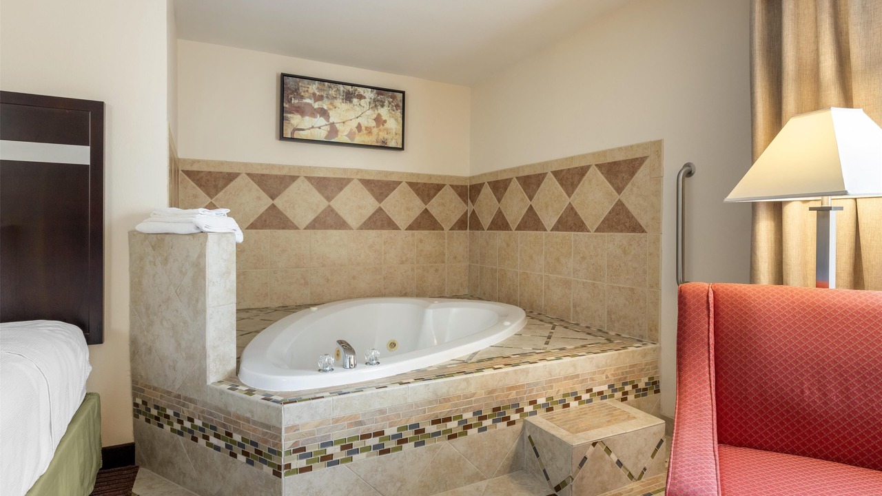 Photo of Bedroom in Parsons