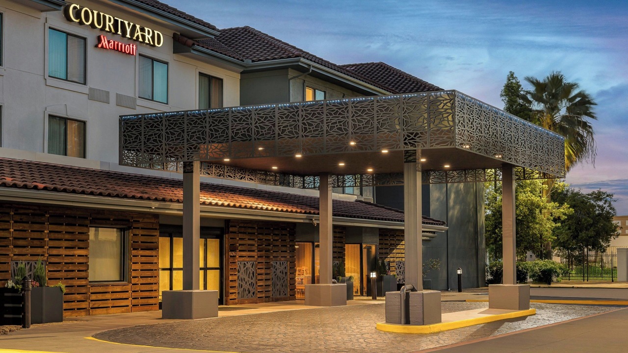Photo of Outdoor in Greenway Plaza-Upper Kirby